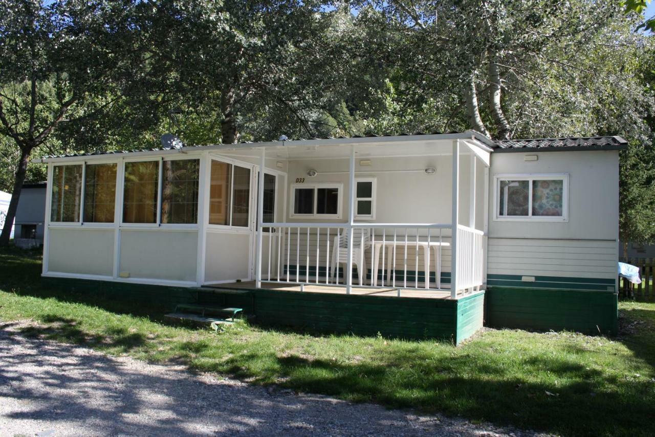 Bungalows Conca De Ter Vilallonga de Ter Exterior foto
